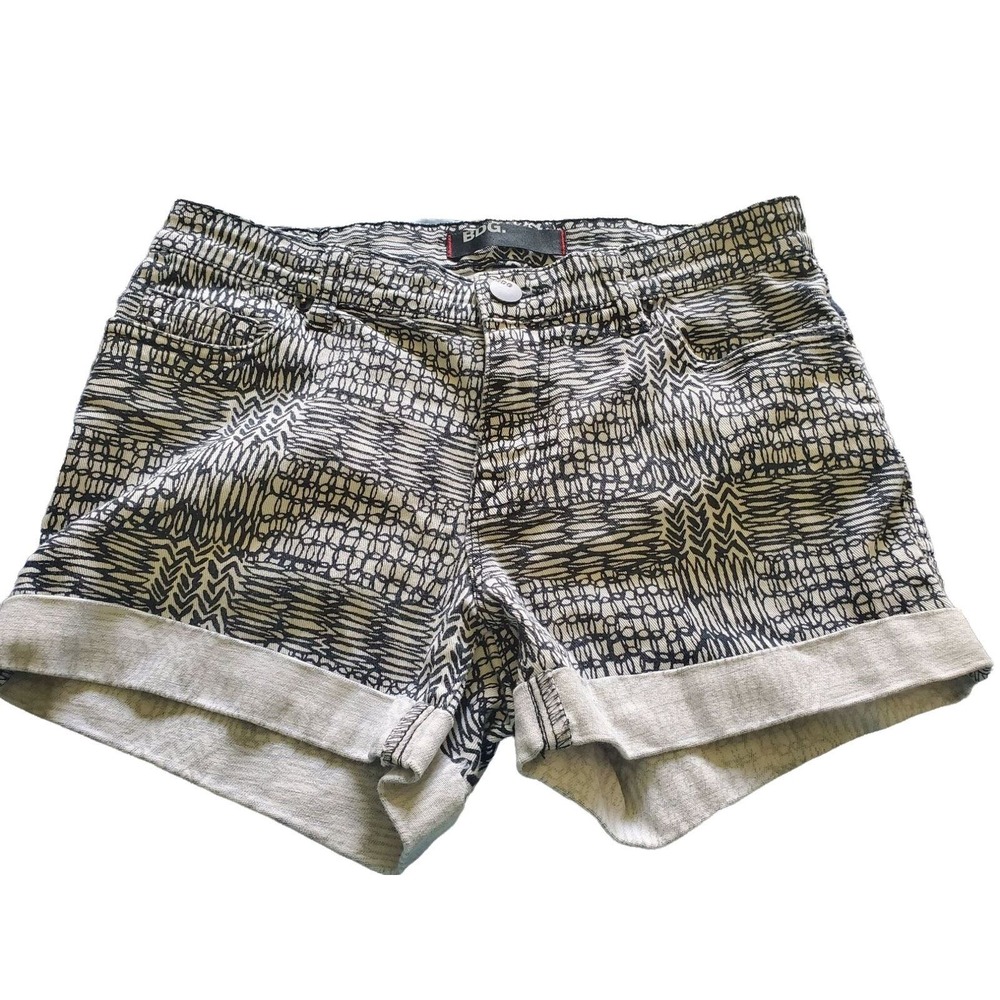 BDG Women's Shorts Sz 27 (29) White Denim Black Geometric Print Shorts